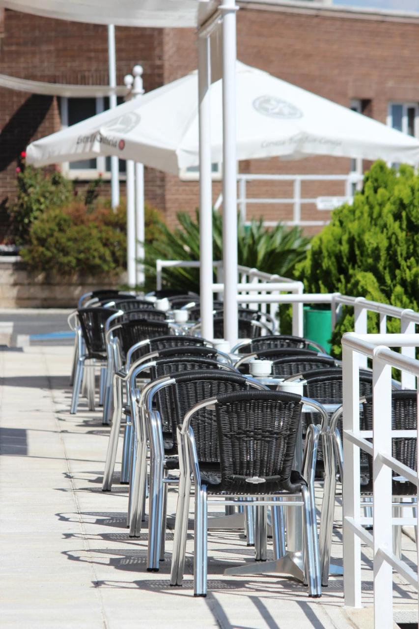 Hotel Azar Plasencia Exterior foto